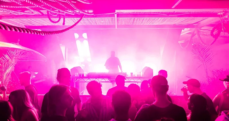 equipo de sonido para bar y discoteca